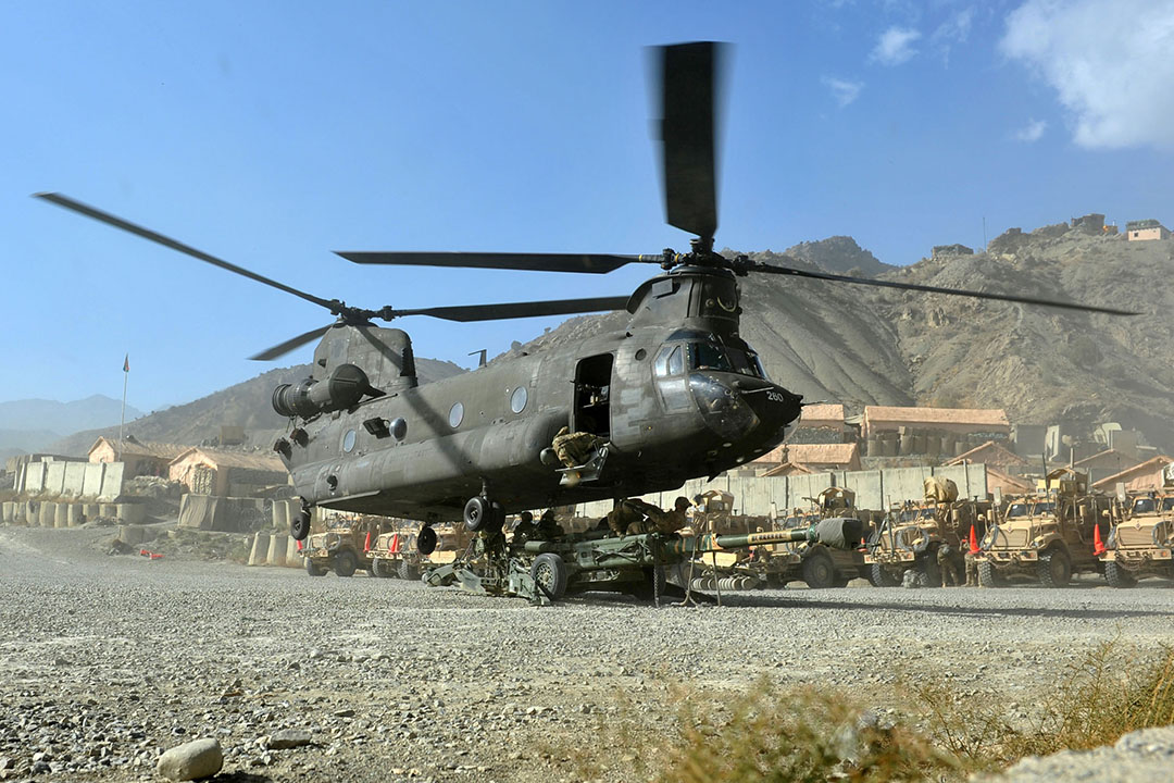 Boeing CH-47 Chinook current sensors for Boeing CH-47 Chinook